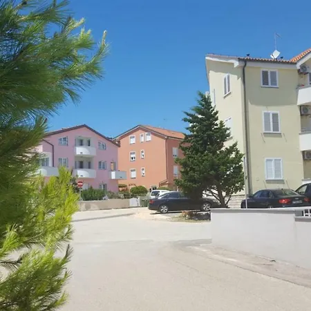 Zagi Apartment Povljana